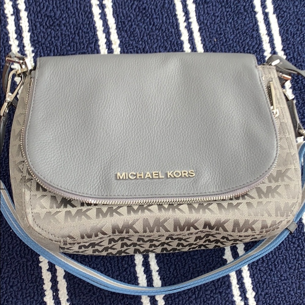 Micheal Kors Medium Heather Gray Bedford